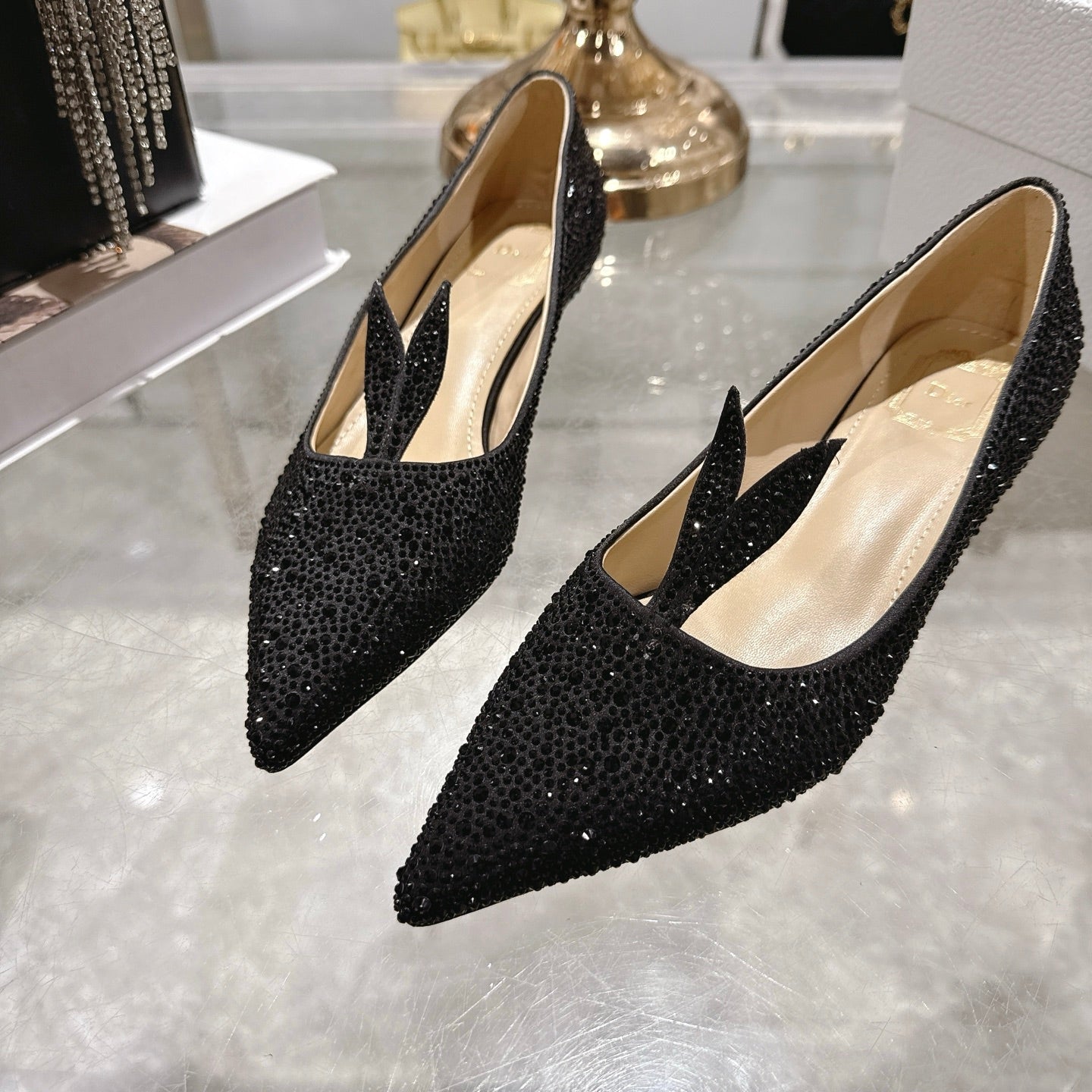 CD 26 Pump 35mm Black Full Diamond Sheepskin 592202