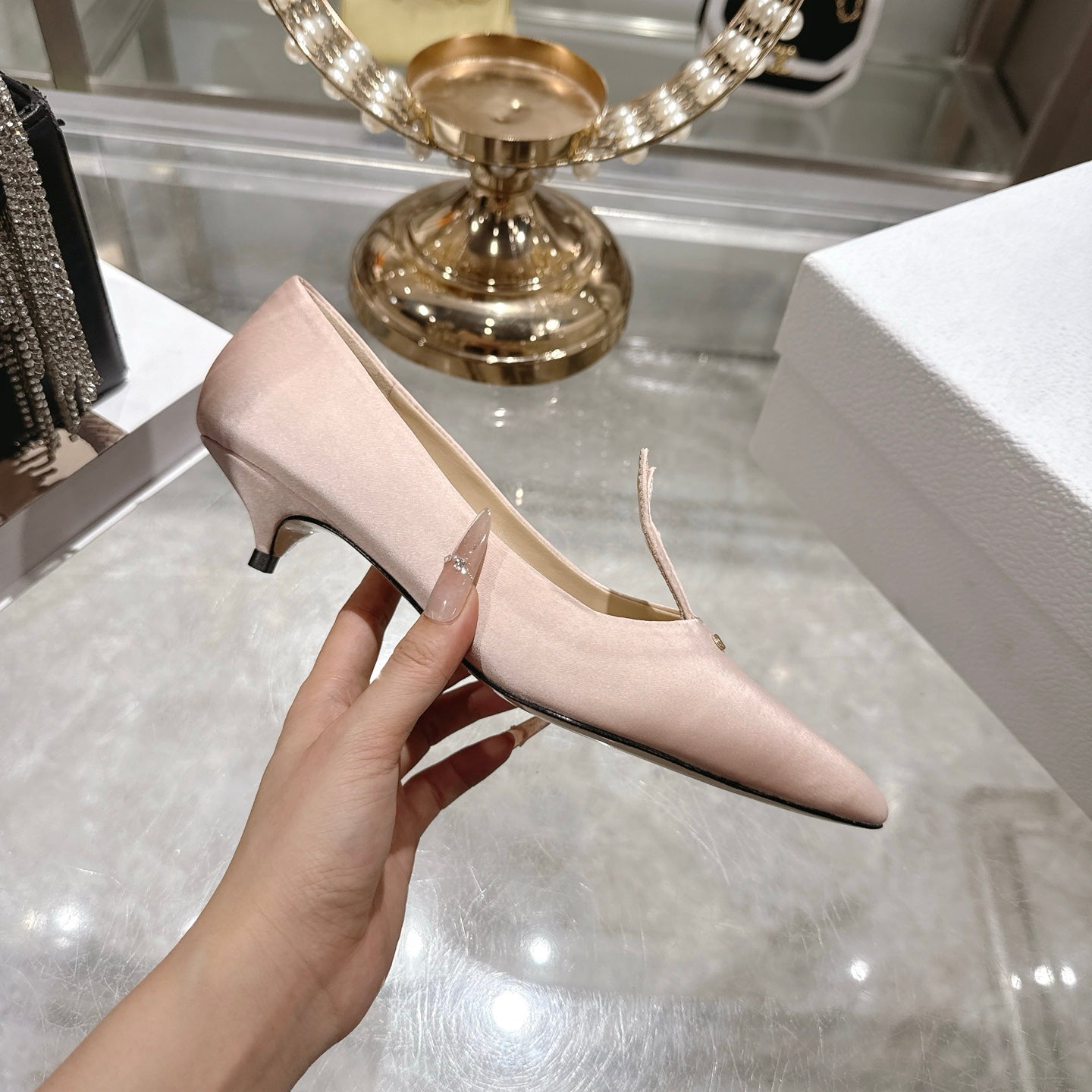 CD 26 Pump 35mm Light Pink Silk Satin 592206