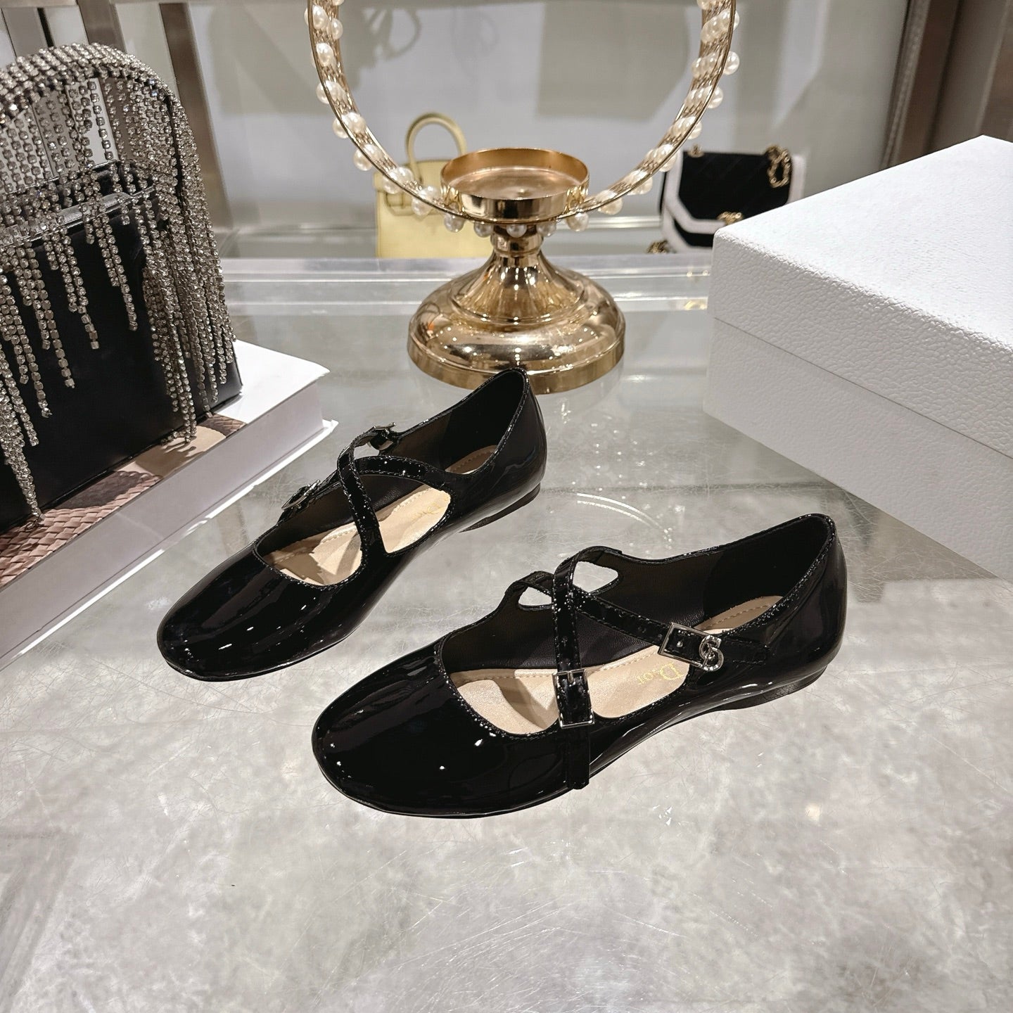 CD 26 Ballet Flats Black Patent Leather 592213