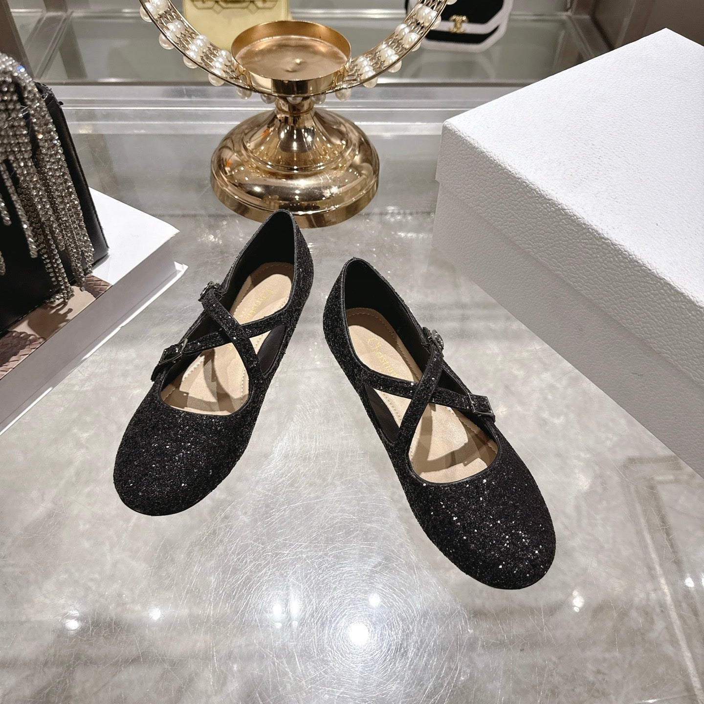 CC 26 Ballet Flats Black Leather With Sequins 592215