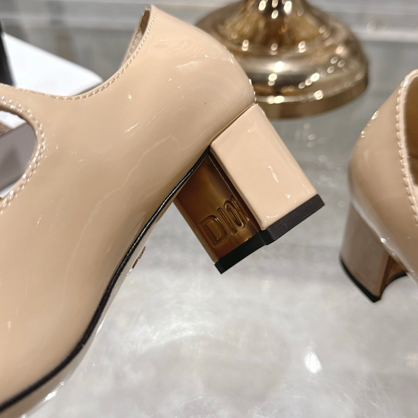 CD 26 Lolita High-Heeled 40 Beige Patent Leather 592219