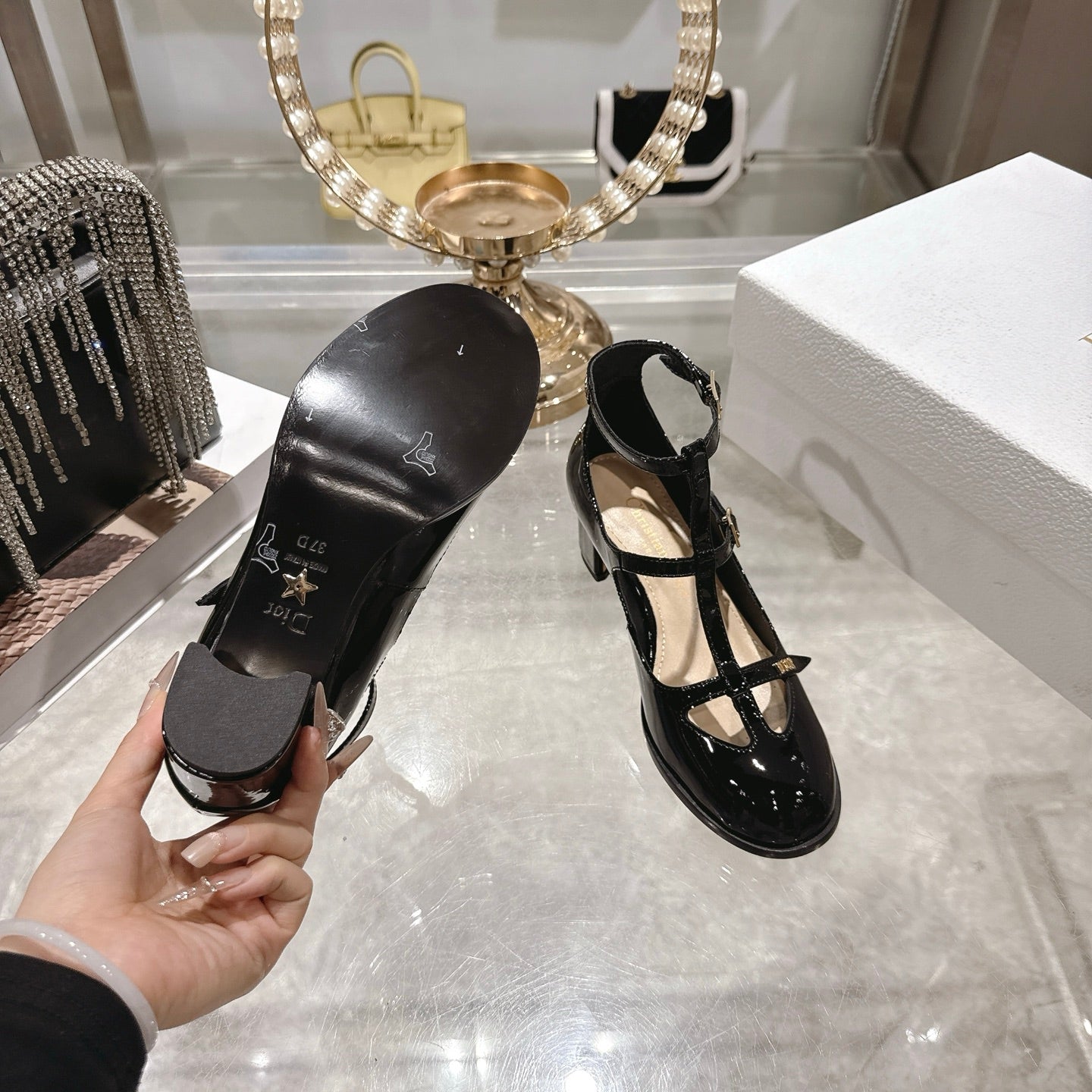 CD 26 Heel Mary Jane 40 Black Patent Leather 592222