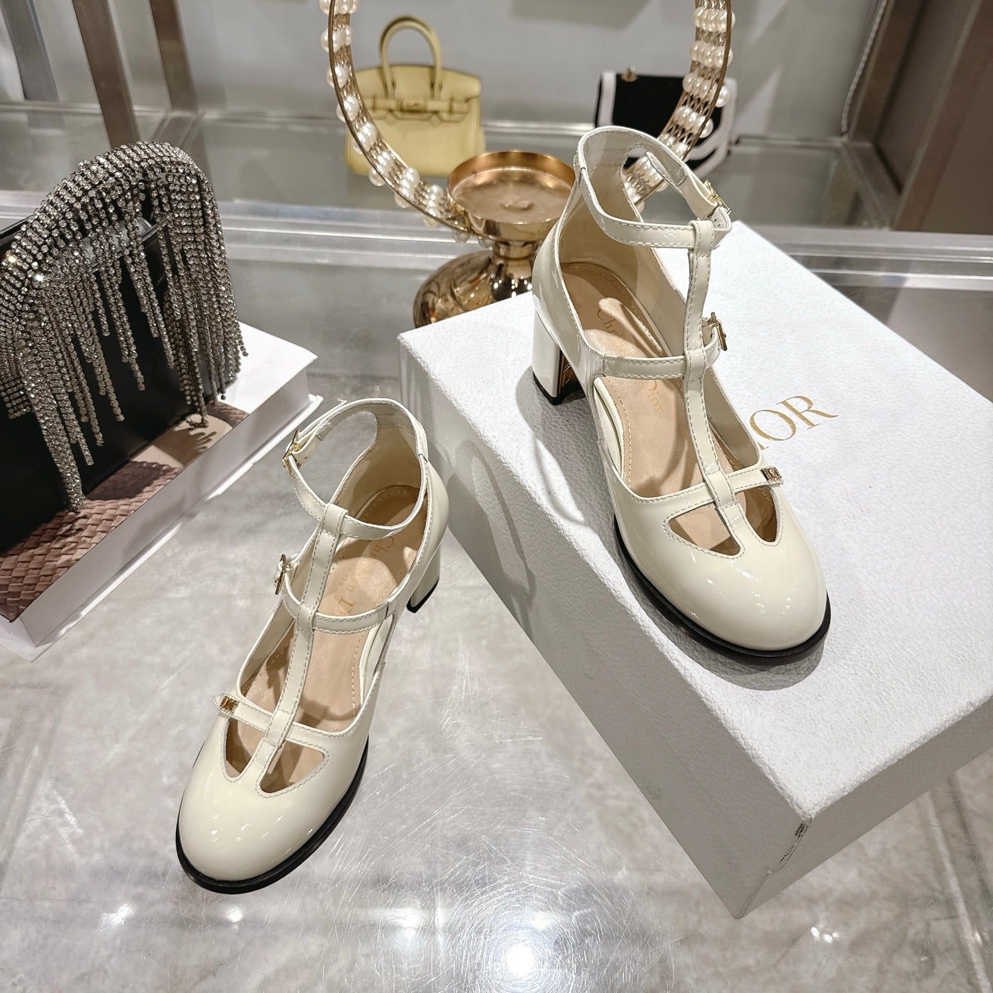 CD 26 Heel Mary Jane 40 Ivory Patent Leather 592224