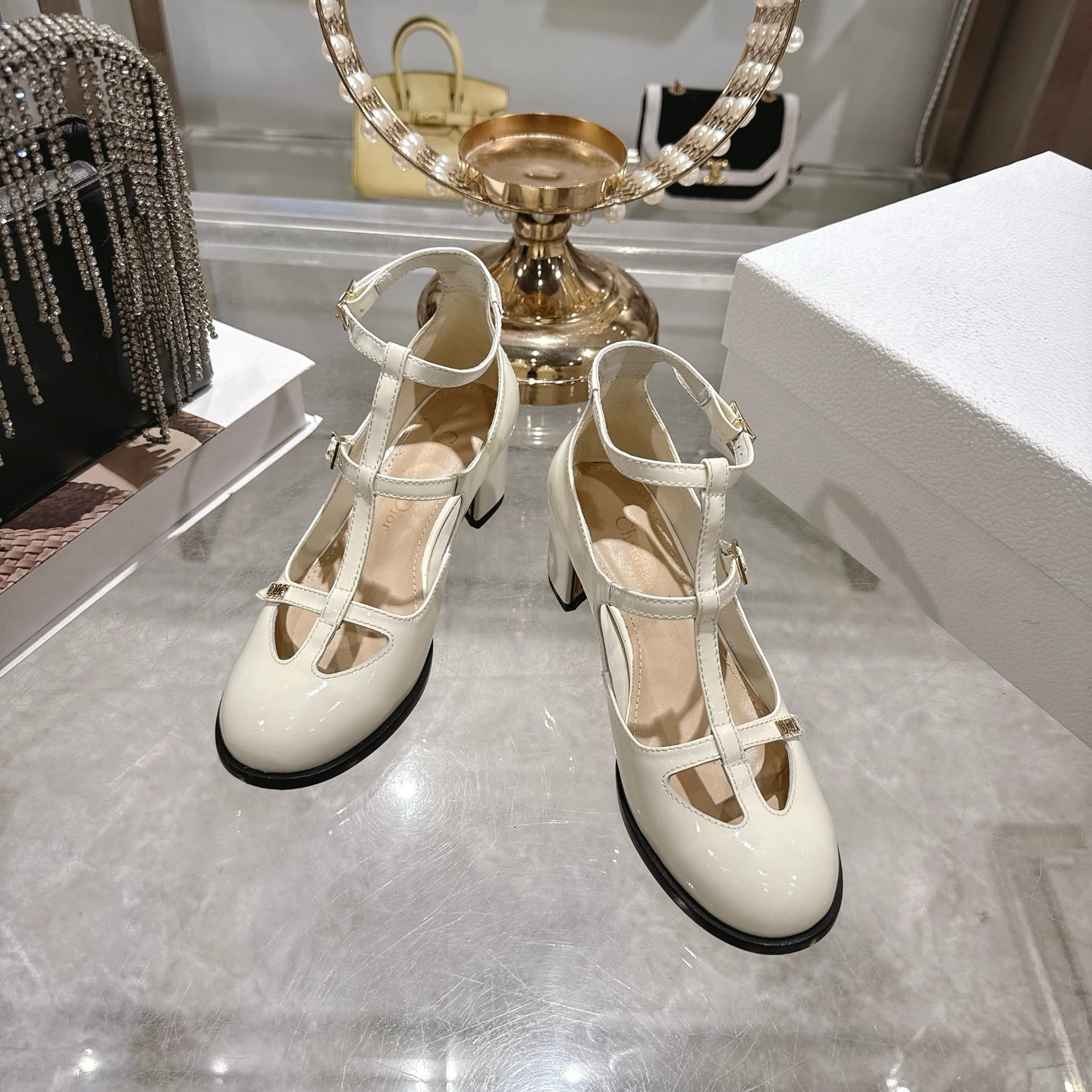 CD 26 Heel Mary Jane 40 Ivory Patent Leather 592224