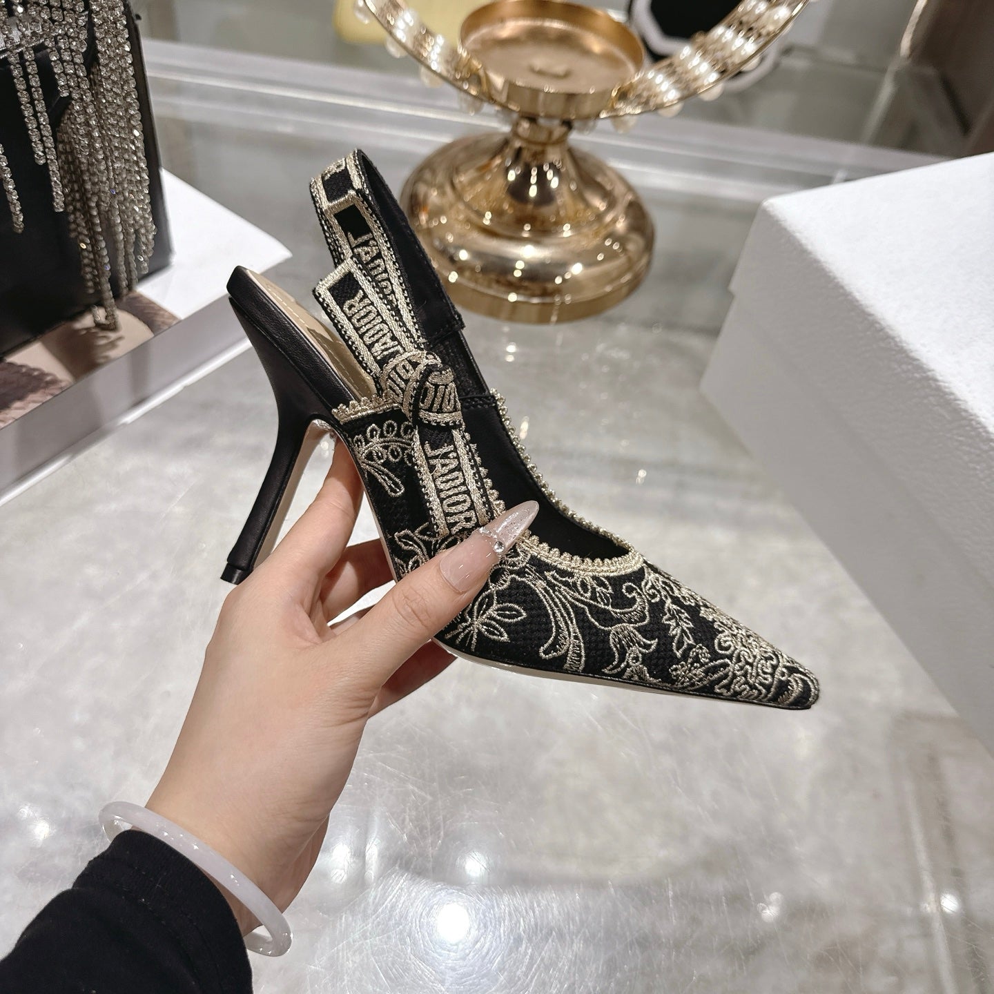 CD 26 Slingback Metallic Floral Embroidery 85mm Black Gold Tweed 592233