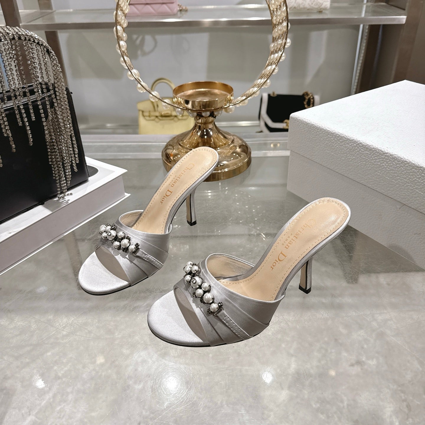 CD 26 High-Heeled Mules 85mm Pearl Gray Leather 592247