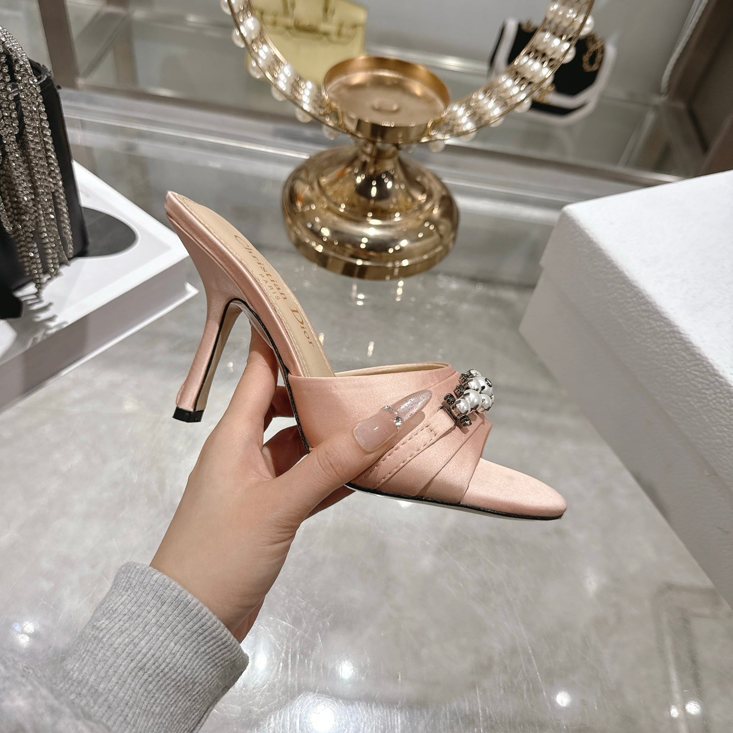 CC 26 High-Heeled Mules 85mm Pearl Light Pink Leather 592248