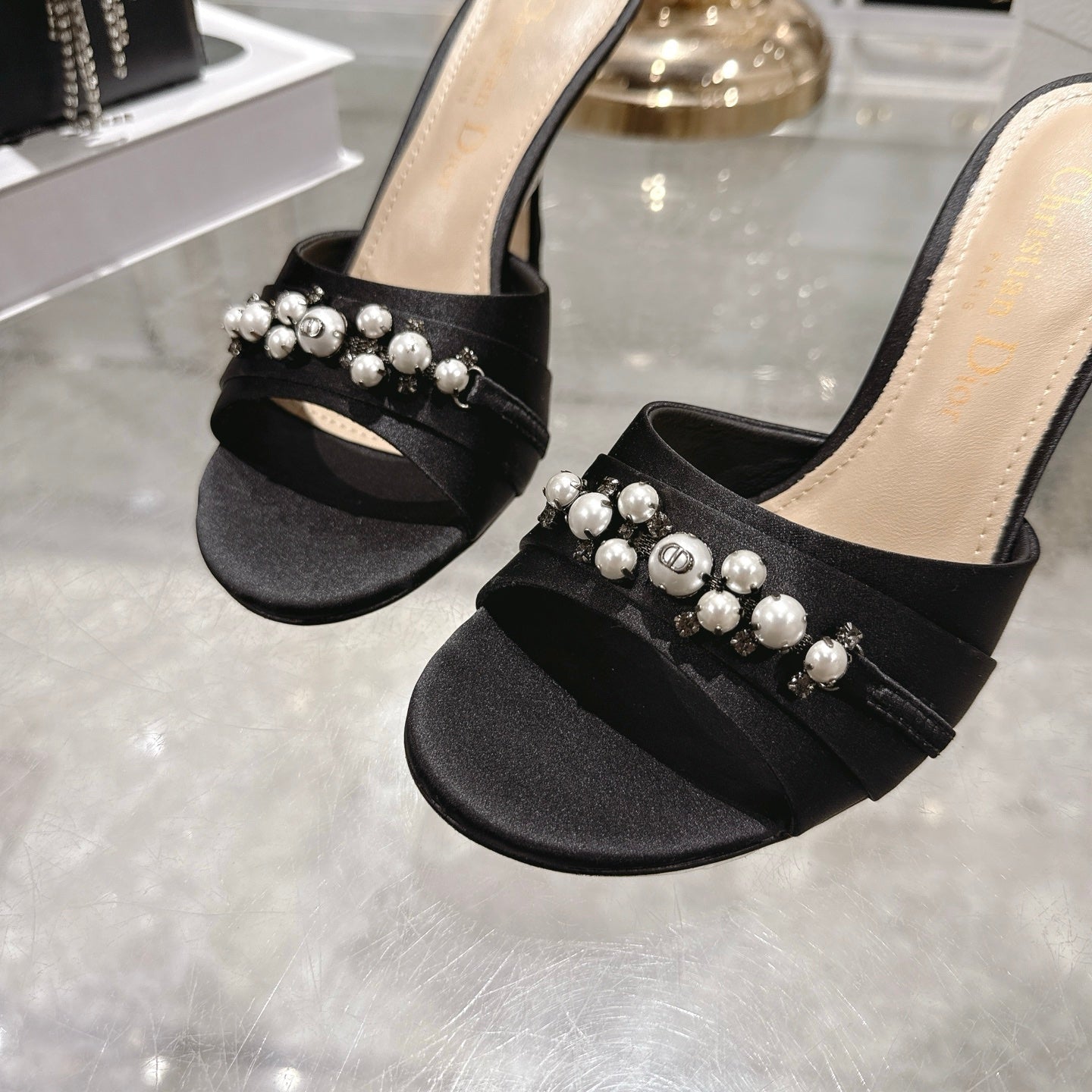 CD 26 High-Heeled Mules 85mm Pearl Black Leather 592249