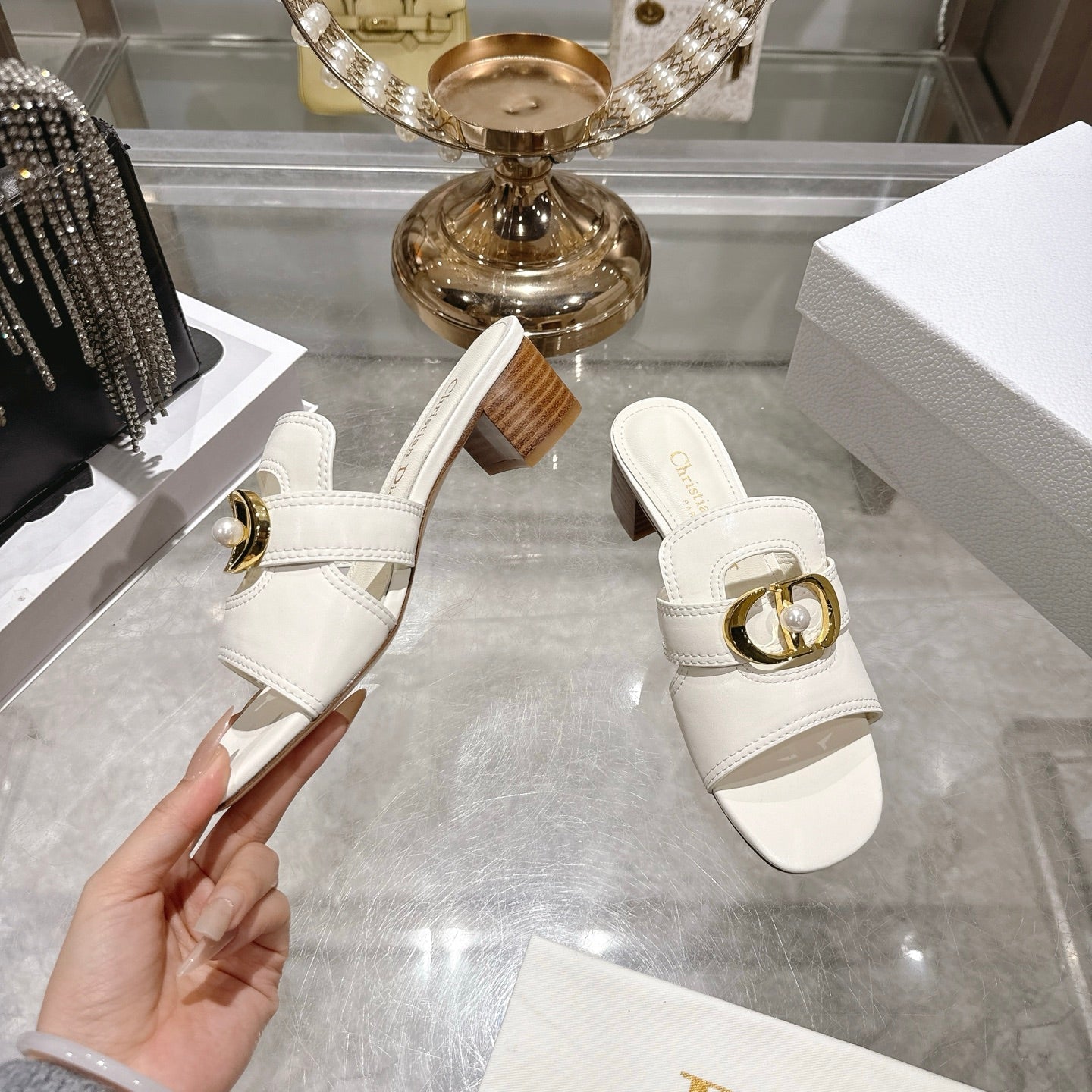 CD 26 Chunky Heel Sandals 35mm White Leather 592267