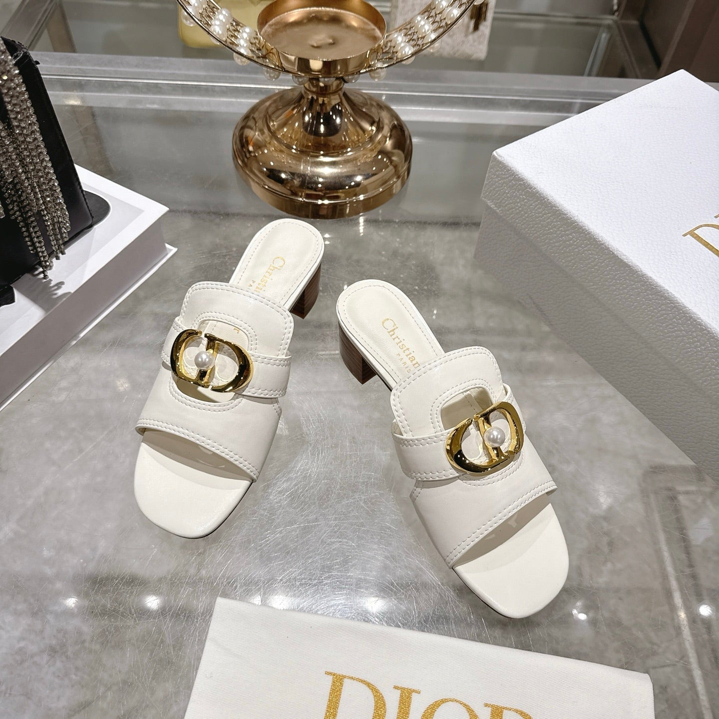 CD 26 Chunky Heel Sandals 35mm White Leather 592267