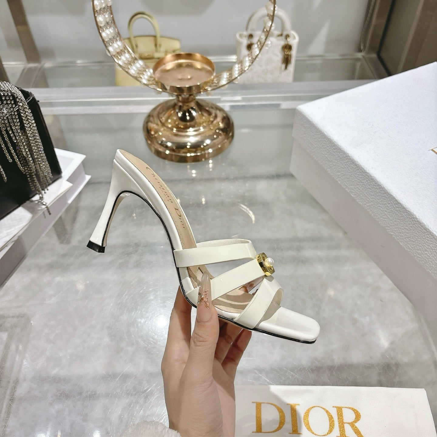 CD 26 High-Heeled Sandals 75mm White Patent Leather 592259