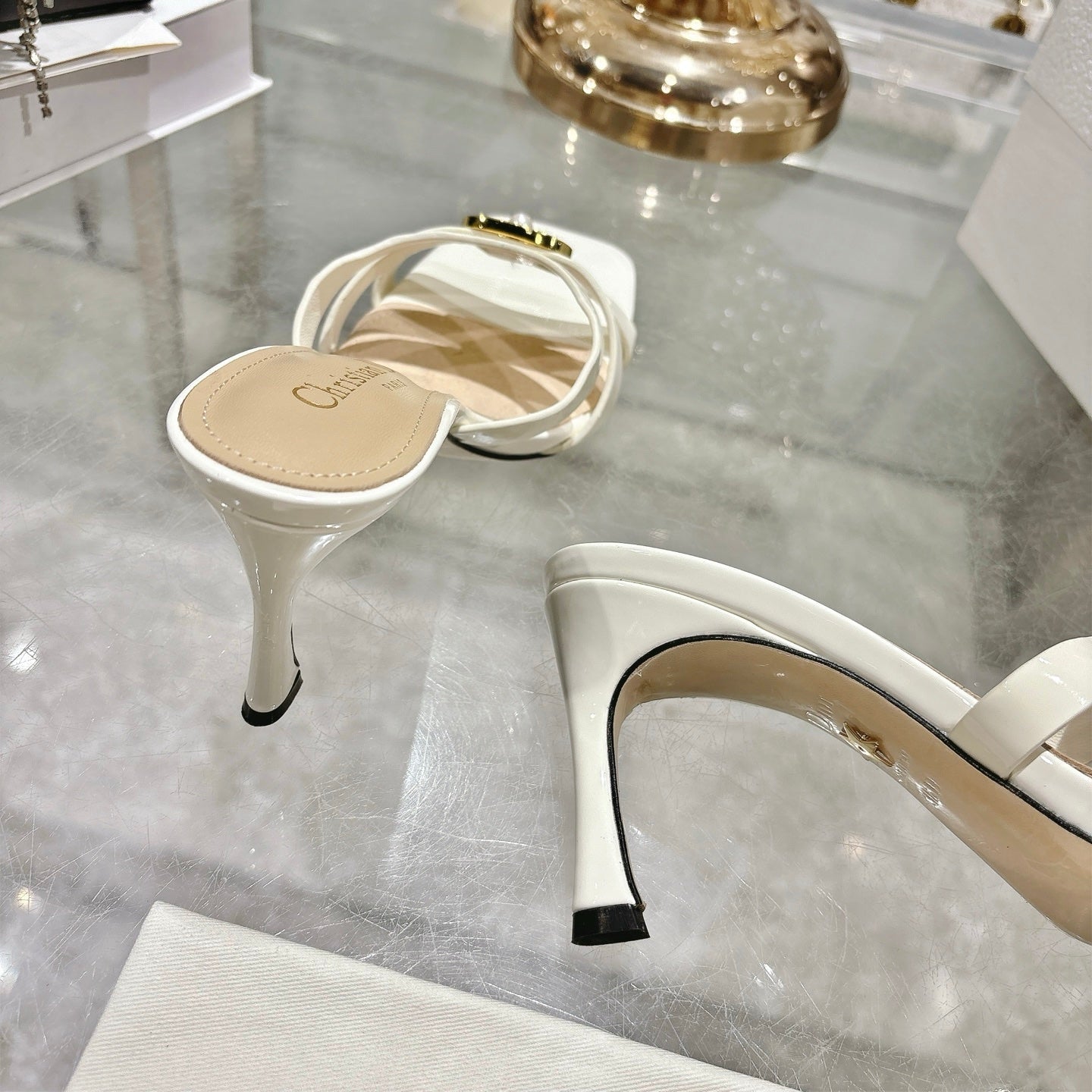 CD 26 High-Heeled Sandals 75mm White Patent Leather 592259