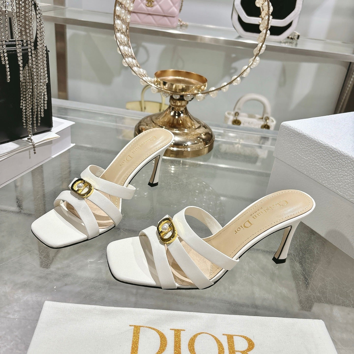 CD 26 High-Heeled Sandals 75mm White Beige Leather 592256