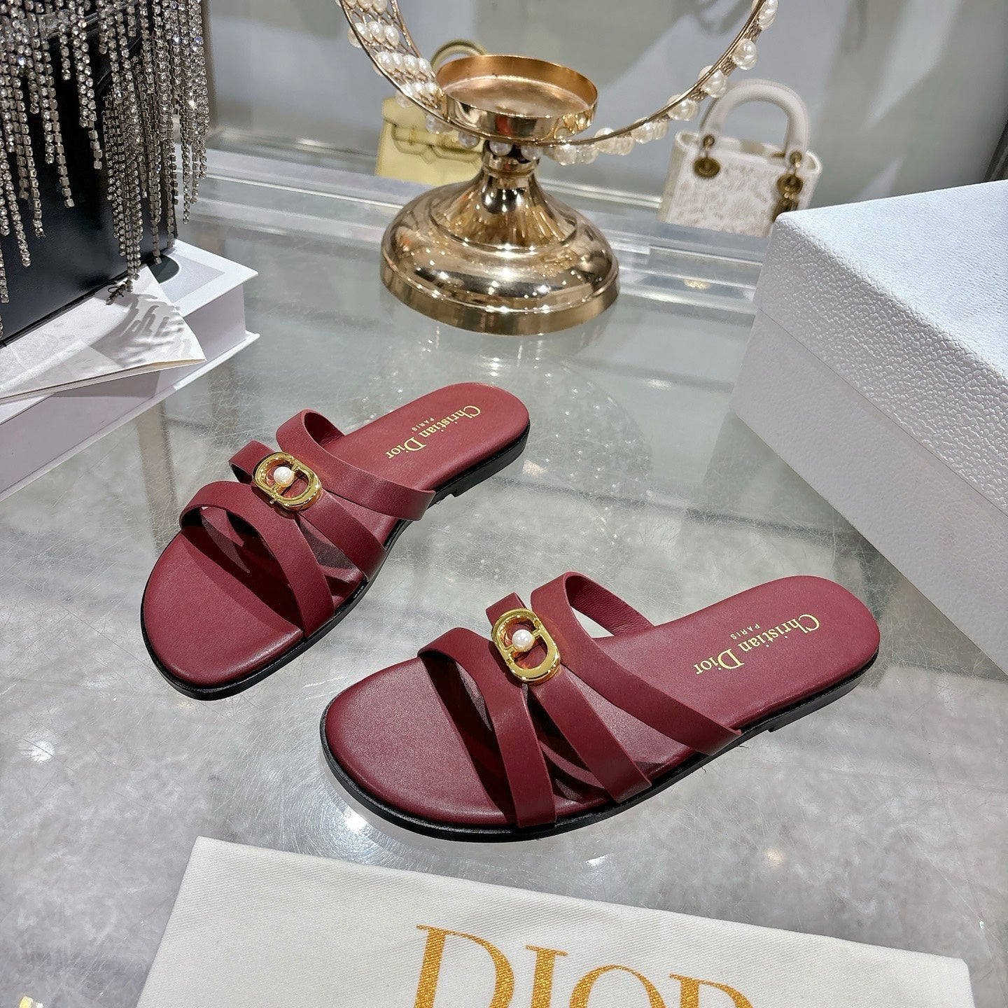 CD 26 Flat Sandals Dark Red Leather 592261