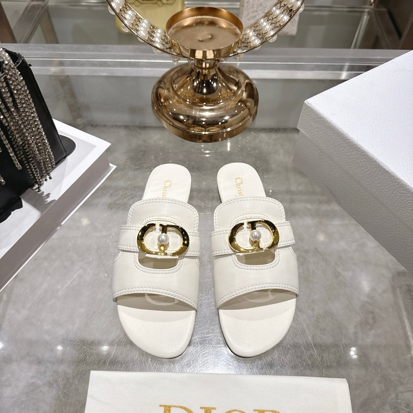 CD 26 Chunky Heel Sandals White Leather 592272