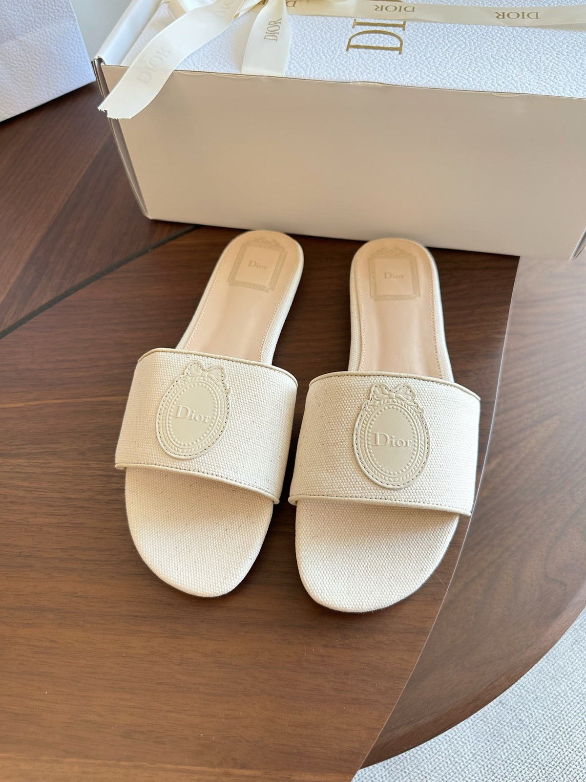Dior 2026 Medaillon Logo Sandal Canvas Leather 922436
