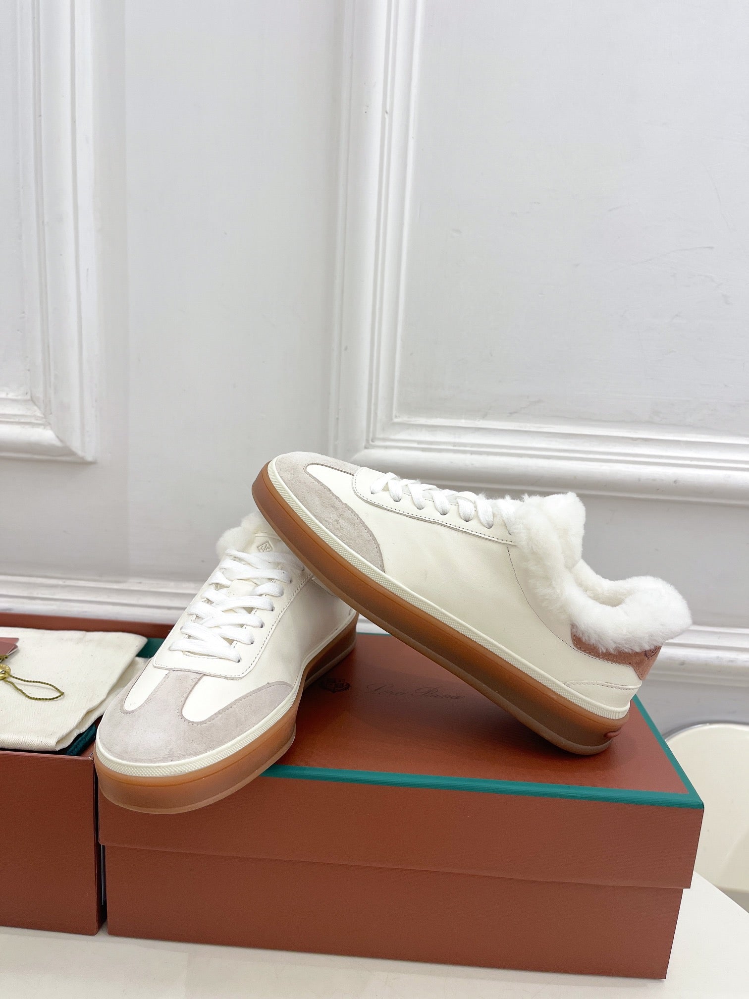 LP Tennis Walk Sneaker In White Grey Lambskin Lined With Wool Fleece 988264