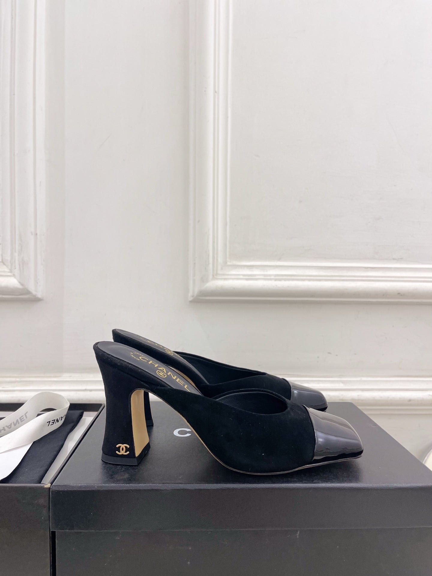 Chanel 2026 Mule 85mm Suede Leather 586908