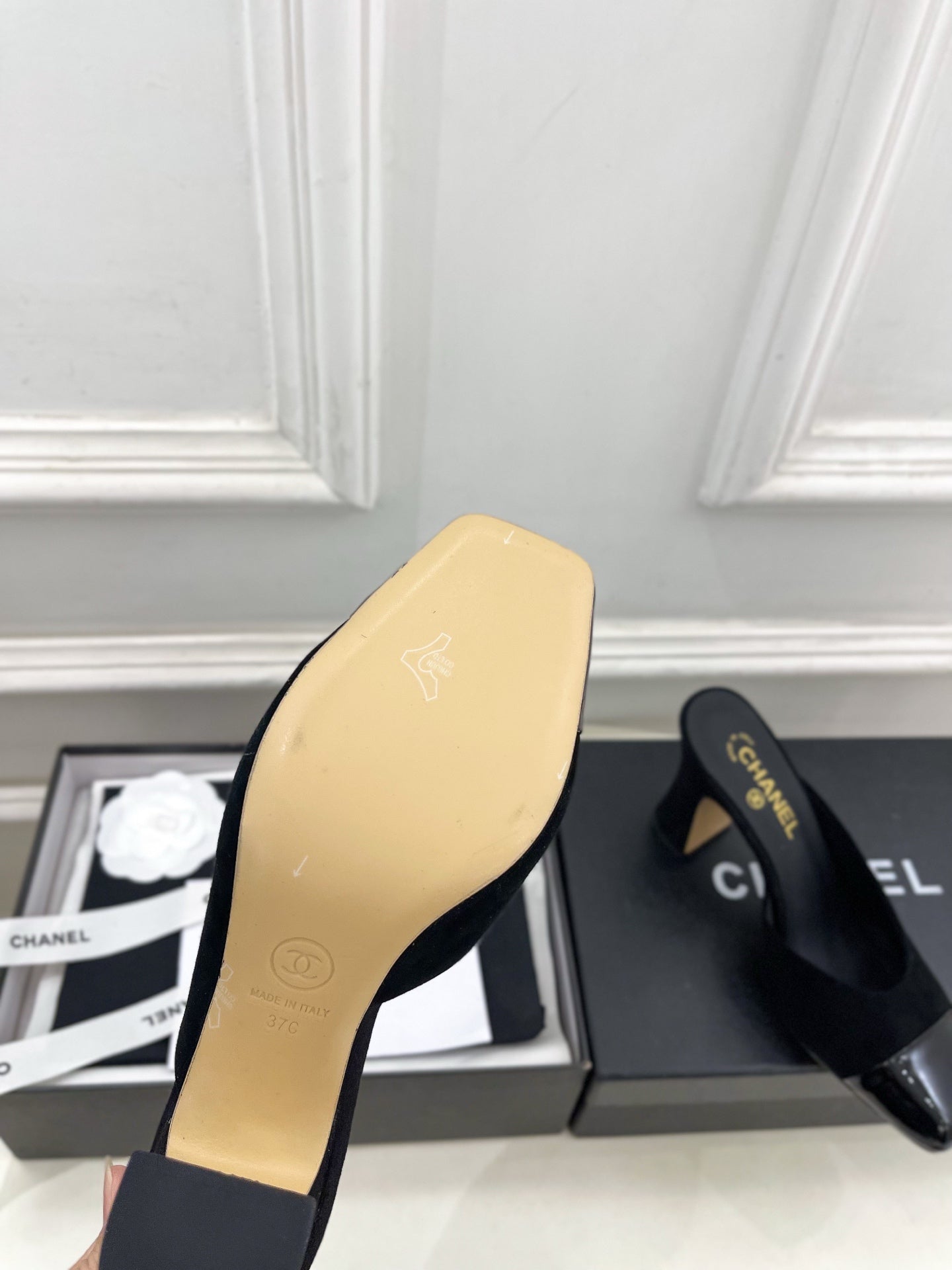 Chanel 2026 Mule 85mm Suede Leather 586908
