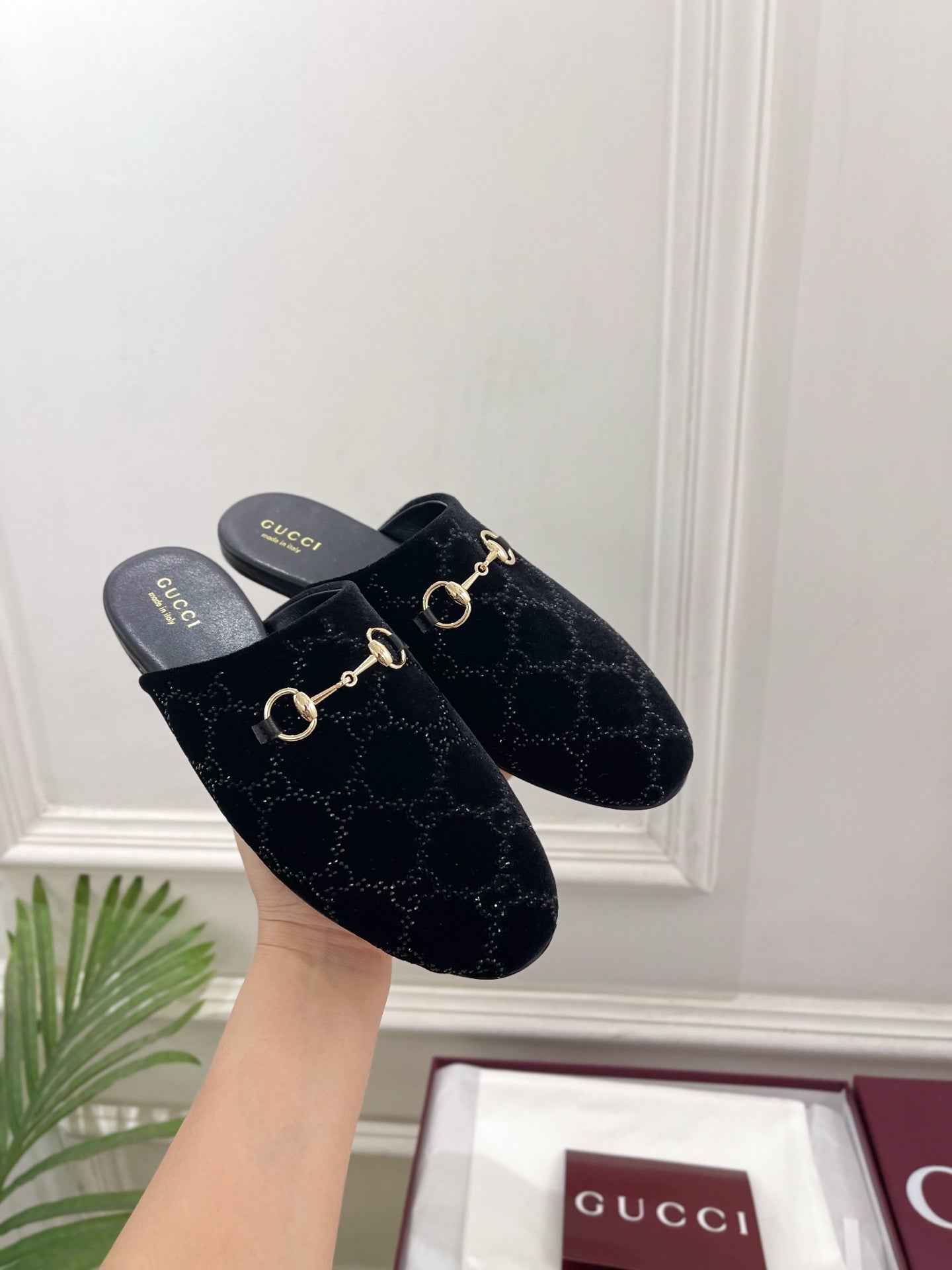 GG 26 Horsebit Flat Mules Rhinestones Black Velvet 587080