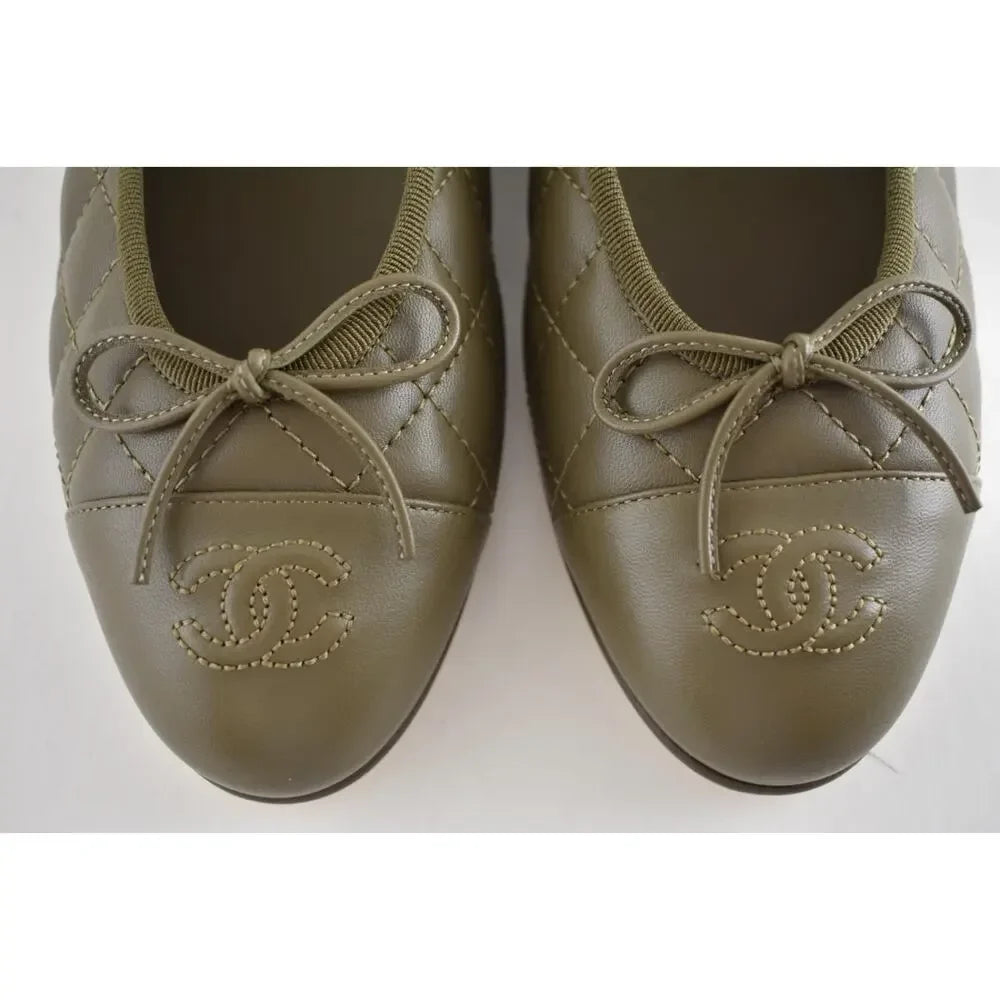 Chanel 2026 Quilted Ballet Flat Moss Green Leather