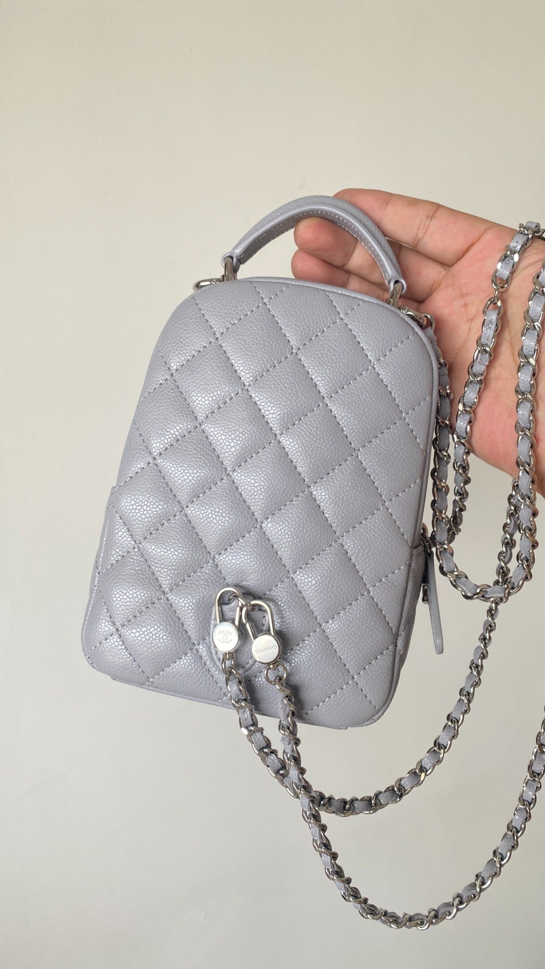 Chanel 25 Backpack 18cm Lilac Caviar Leather