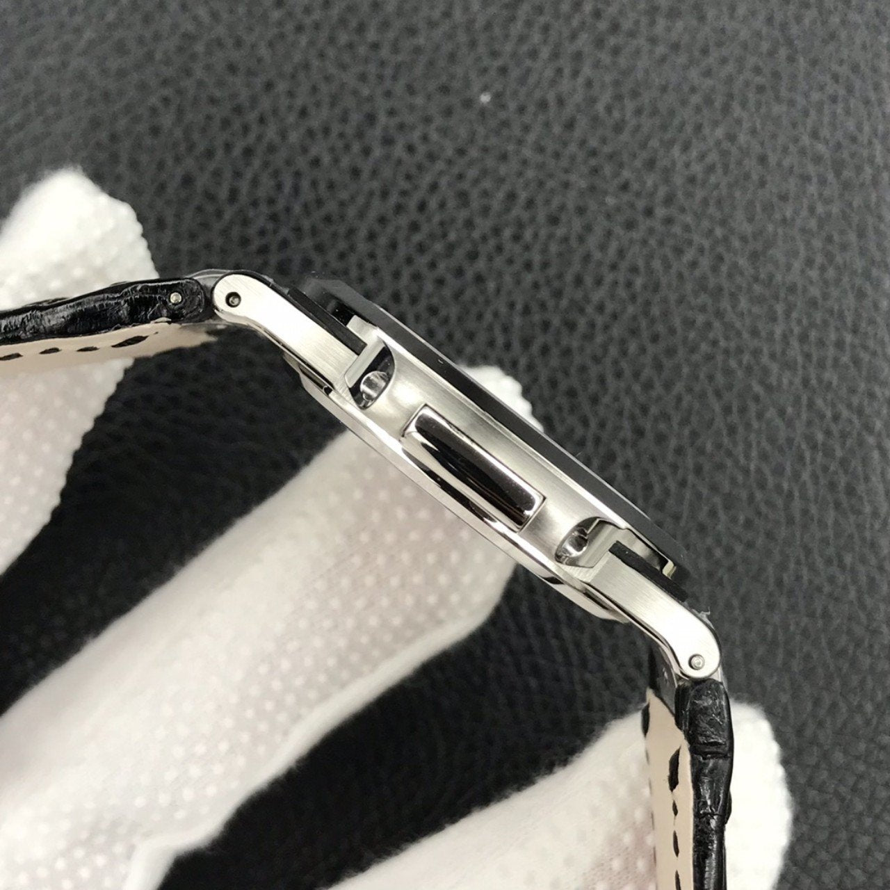 PATEK NAUTILUS 5711 STEEL CASE GREEN DIAL