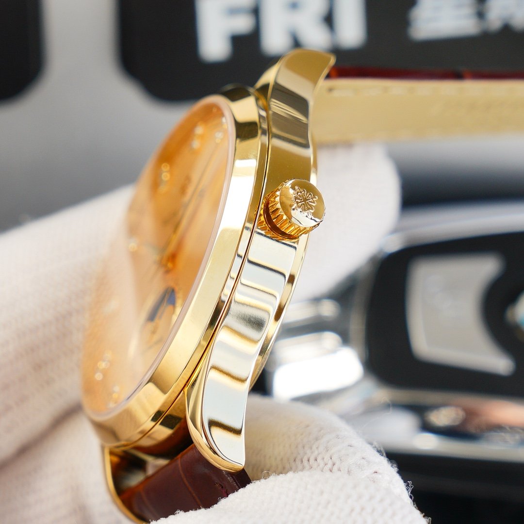 PATEK CALATRAVA MOONPHASE GOLD CASE