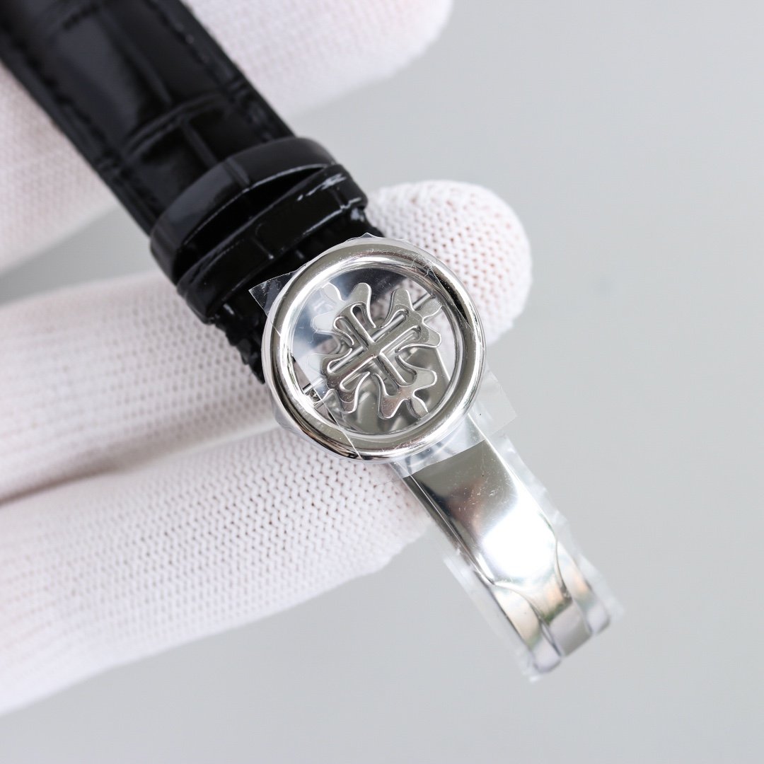 PATEK CALATRAVA 5376G-001 ANNUAL CALENDAR WHITE DIAL